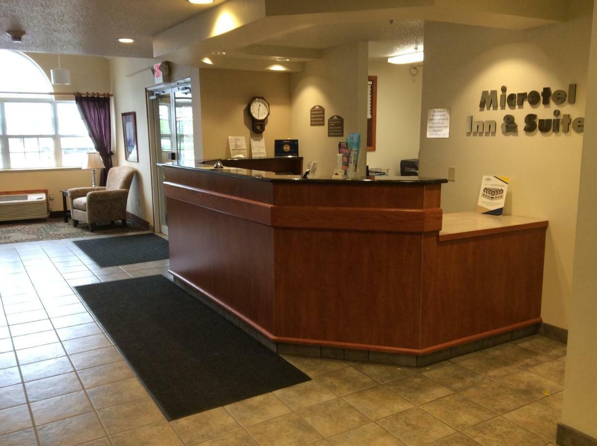 Microtel Inn & Suites By Wyndham Rice Lake Exterior photo